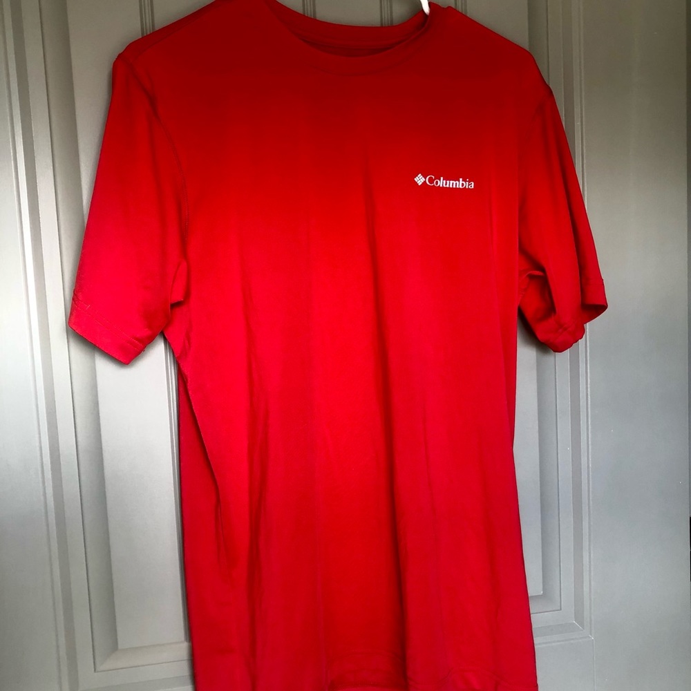 Columbia athletic shirt, red men’s size small